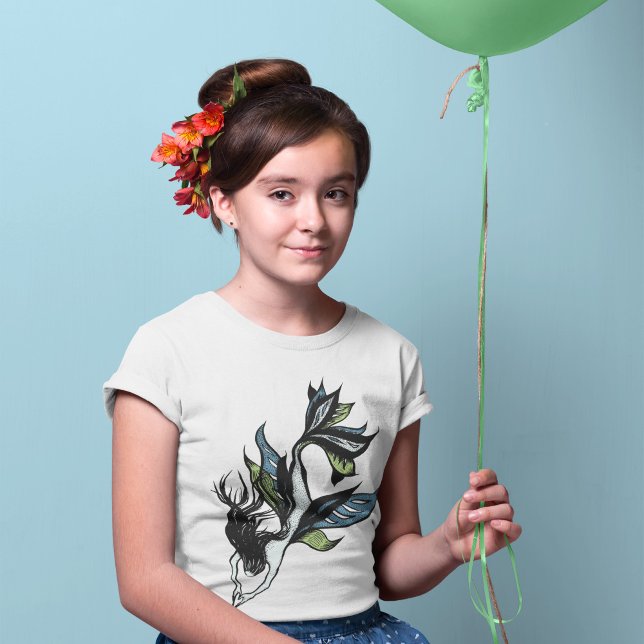 Mermaid Beautiful Hand Drawing Fantasy Art T-Shirt (Von Creator hochgeladen)