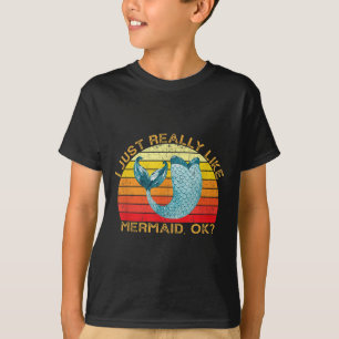 Mermaid Funny Animal Zitat mit Vintager Form Desi T-Shirt