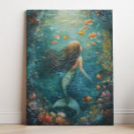 Mermaid Painting Art Leinwanddruck<br><div class="desc">Niedliche und magische Meerjungfrau-Malerei mit einer niedlichen Meerjungfrau,  die unter dem Wasser schwimmt und niedlich orangefarbenen Fisch bekommt. Originelle Kunst von Nicole.</div>