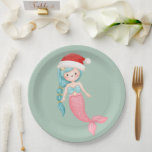 Mermaid Santa Christmas Pappteller<br><div class="desc">Machen Sie Ihr Weihnachtsfest unvergesslich mit diesem skurrilen Weihnachtsgeschenk aus der Meerjungfrau. Sie können auch eine afroamerikanische Meerjungfrau mit der Bearbeitungsoption aktivieren. Es ist Zeit für ein Fest unter dem Meer! Wenn Sie die Hintergrundfarbe ändern möchten,  klicken Sie auf "Bearbeiten mit dem Entwurfswerkzeug".</div>