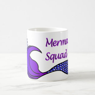 Mermaid-Squad mit lila Meerjungfrau-Schwanz auf ei Kaffeetasse