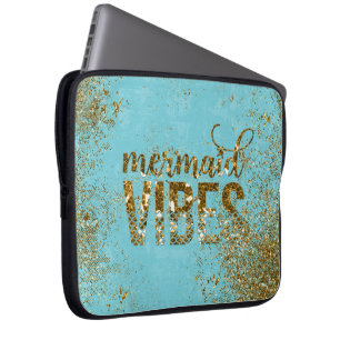 Mermaid Vibes - Gold Glitzer Typografie auf Aquama Laptopschutzhülle