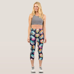 Mermaids: skurrile nahtlose Muster. Capri Leggings