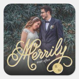 Merrily After Gold Curly Script Foto Wedding Quadratischer Aufkleber