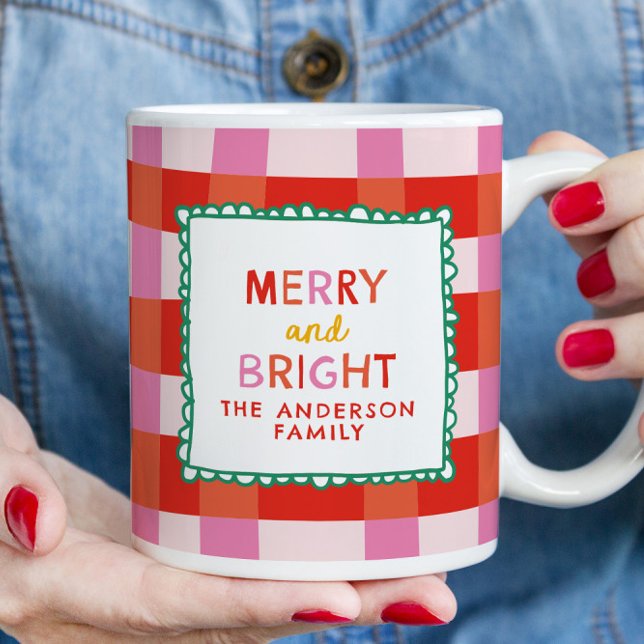 Merry and Bright Personalisiert Gingham Red & Pink Tasse (Von Creator hochgeladen)