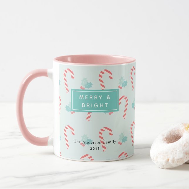 Merry & Bright Candy Cane Pattern Foto Tasse (Mit Donut)