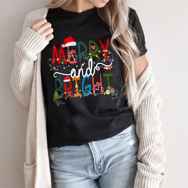 Merry & Bright, Geschenk für Weihnachten Shirt, Ur T-Shirt (Von Creator hochgeladen)