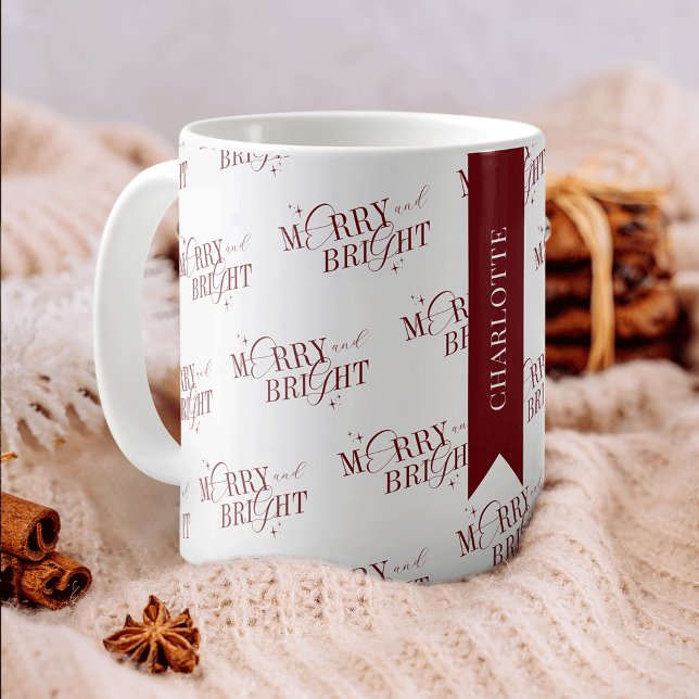 Merry & Bright Modern Red Christmas Geschenk Kaffeetasse (Merry & Bright elegant Christmas coffee / tea mug with space for a custom name)