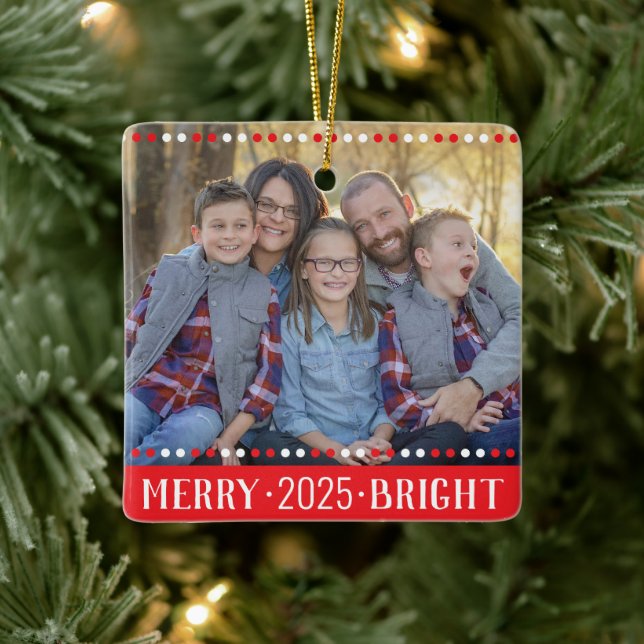 Merry & Bright Ornament (Baum)