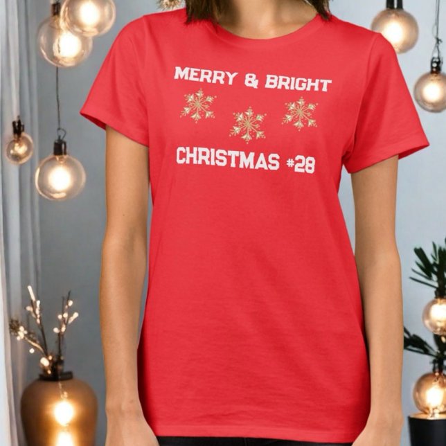 Merry Bright Schneeflocke Ihr Alter monogramm rot  T-Shirt (Von Creator hochgeladen)
