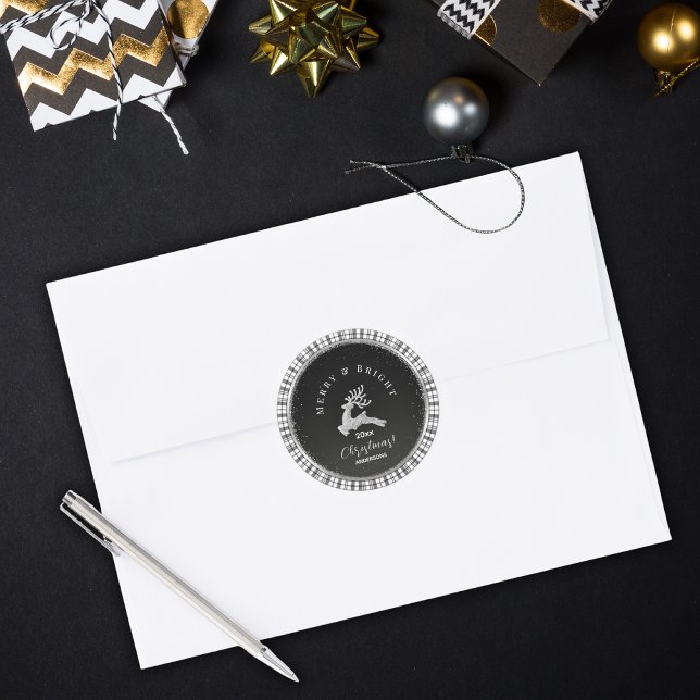 Merry & Bright Schwarz-weiße Karierte Weihnachten Runder Aufkleber (Von Creator hochgeladen)