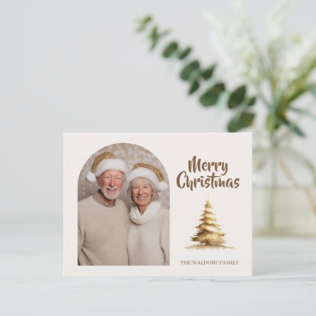 Merry Christmas Photo Family | Custom Holiday  Postkarte (Stehend Vorderseite)