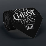 Merry CHRISTmas Religious Chalkboard Calligrafy Krawatte<br><div class="desc">Wir sagen ständig "Frohe Weihnachten",  vergessen aber oft den Ursprung der Worte. Diese Kunst zeigt originelle Handschriften,  die in ihrem einzigartigen Design die Geschichte von Weihnachten erzählt,  einfach und elegant im modischen Chalkboard-Look. Zeigen Sie Familie und Freunden Ihren CHRISTmas-Geist,  wenn sie zu Weihnachten kommen.</div>