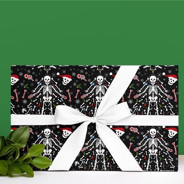 Merry Christmas Tree Skeleton Pattern Geschenkpapier (Von Creator hochgeladen)