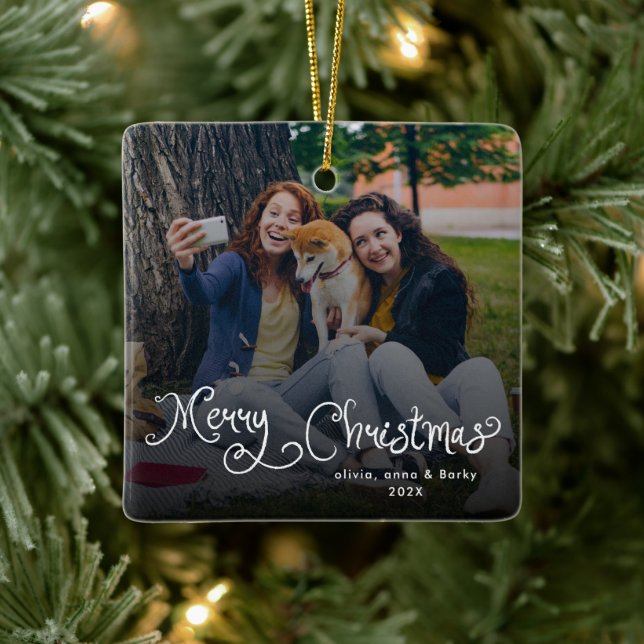 Merry Christmas Whimsical Script Family Photo Dog Keramikornament (Baum)