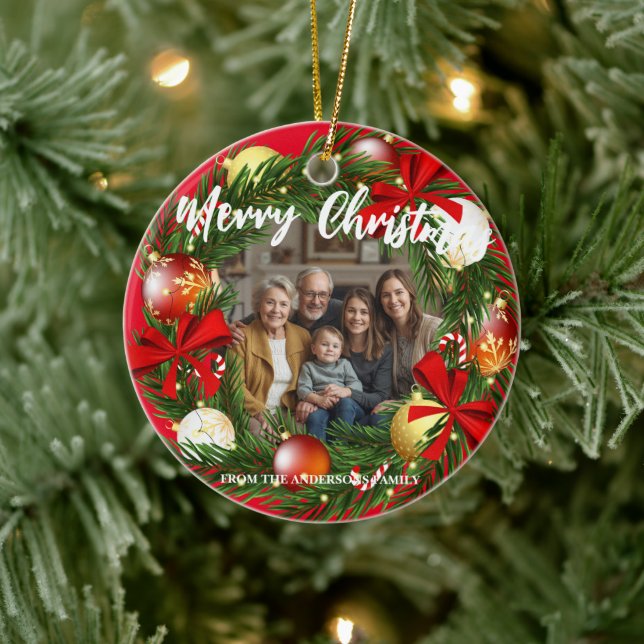 Merry Christmas Wreath Photo Personalized Family N Keramik Ornament (Baum)