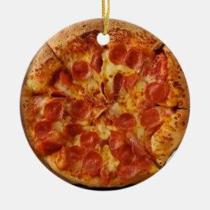 Merry Crustmas Deep Dish Pepperoni Pizza Keramik Ornament
