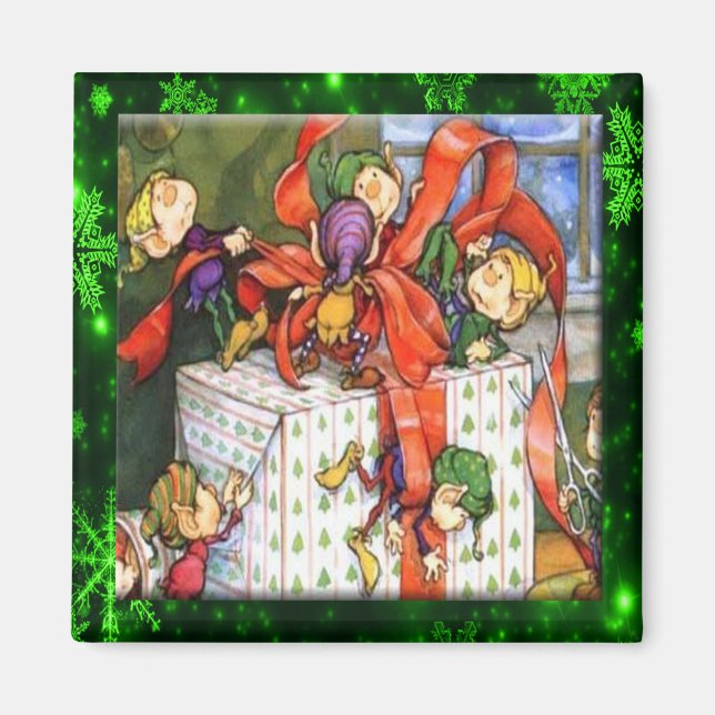 Merry Elves Wrapping Present Button Magnet (Vorne)