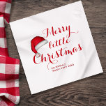 Merry Little Christmas Custom Serviette<br><div class="desc">Dieses Design verfügt über eine fröhliche Weihnachtsserviette mit roter Schriftzeichen,  eine familiäre Wiedersehen,  einen modernen,  eleganten Weihnachtshut,  eine festliche Feier,  Kalligraphie,  einen einfachen minimalistischen,  niedlichen Spaß,  Cocktails.</div>