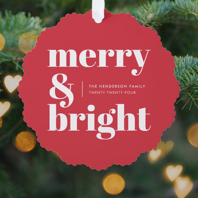 Merry und Bright | Modern Christmas Bright Red Ornament Karte (Von Creator hochgeladen)