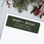 Merry und Bright | Stilvolle dunkelgrüne Weihnacht<br><div class="desc">Ein stilvolles,  modernes Rückkehradressen-Label mit einem fett gedruckten Typografie-Zitat "Merry   Bright" in Weiß mit dunkelwaldgrün. Der Gruß und der Name können leicht für eine persönliche Touch angepasst werden. Ein trendiges,  minimalistisches und zeitgenössisches Weihnachtsdesign,  das sich in dieser Urlaubssaison auszeichnet! #christmas #merryandbright #return</div>