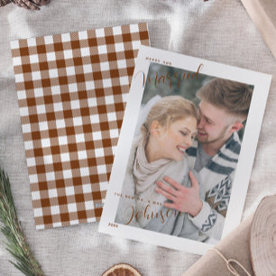 Merry & Verheiratet Script Typografy Kariert Foto Feiertagskarte