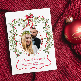 Merry Verheiratet Wavy Frame Newlyweds Weihnachts- Feiertagskarte