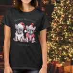 Merry Woofmas Santa French Bulldog Christmas Dog T-Shirt<br><div class="desc">Feiern Sie die Urlaubssaison mit Ihren zornigen Freunden im Stil des Weihnachtshundes "Merry Woofmas Santa French Bulldog" - Weihnachtslieder-T - Shirt. Dieses spielerische Design umfasst zwei bezaubernde französische Bullhunde, von denen einer als Weihnachtsmann gekleidet ist und der andere einen niedlichen Hut des Weihnachtsmanns trägt. Es gibt sogar einen besonderen Platz,...</div>