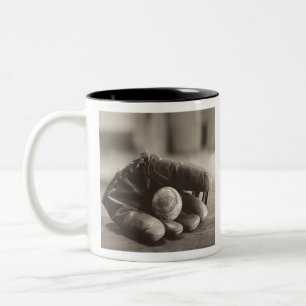 MES01BWD1 Ball in Mitt.tif Zweifarbige Tasse