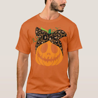 Messy Bun Beängstigend Squash Carved Pumpkin Face  T-Shirt