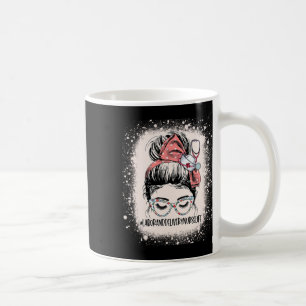 Messy Bun Labor und Lieferung Krankenversicherung Kaffeetasse
