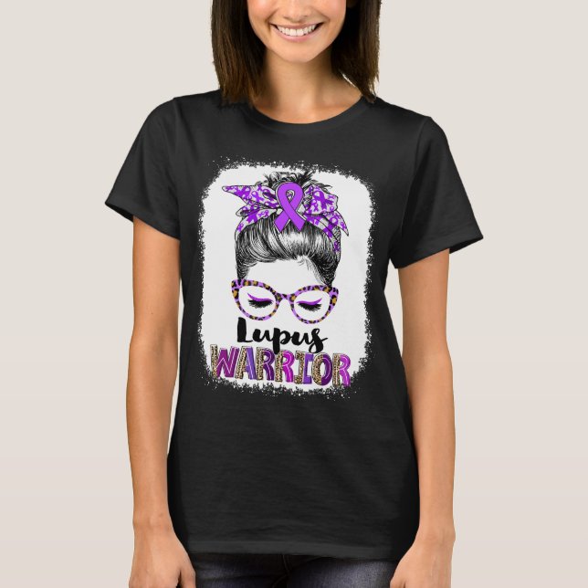Messy Bun Lupus Warrior T-Shirt (Vorderseite)