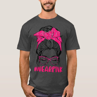 Messy Bun Women Brillen tragen rosa Brustkrebs Aw T-Shirt