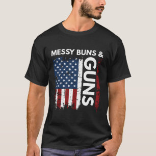 Messy Buns und Gun Hair kümmern sich nicht um die  T-Shirt