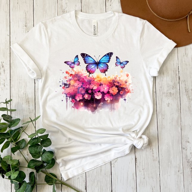 Messy Butterfly Watercolor T - Shirt (Von Creator hochgeladen)