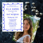 Messy Loops HandDrawn Custom Foto Bar Bat Mitzvah Einladung<br><div class="desc">Perfekte Karte, um eine Fledermausmitzvah, Bar mitzvah oder andere jüdische Feier anzukündigen! Handgefertigte Pinselstrichrahmen für Sie auf der Vorderseite! Vollständig anpassbar! Klicken Sie oben auf "Personalisieren", um den Text zu bearbeiten und Ihr eigenes Foto auf der Rückseite hinzuzufügen. Klicken Sie auf "Bearbeiten mit dem Design-Tool", um die Schriftart, Farben und...</div>