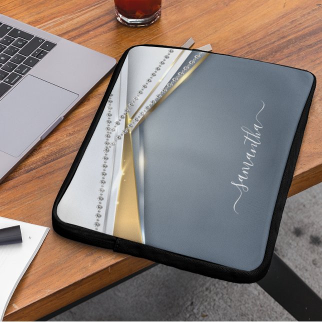 Metall-3-D-Look Kalligrafie Gold Monogram Diamond Laptopschutzhülle (Von Creator hochgeladen)