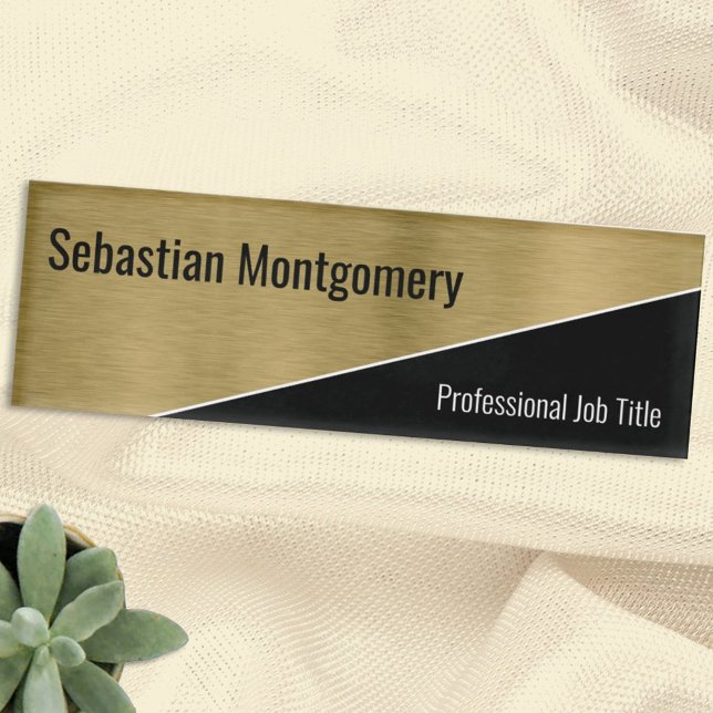 Metallic Brushed Gold Geometric Beruflich Namenschild (Von Creator hochgeladen)