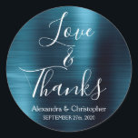 Metallische Liebe und Dank für den blauen Chic Runder Aufkleber<br><div class="desc">Navy Blau und Weiß Typografie Script Imitate Imitate Metal Metallic Elegant Liebe und Danke - Vielen Dank, dass Sie Sticker, die als Umschlag Aufkleber verwendet werden können. Dieser Aufkleber kann auf Ihren Namen und Ihr Hochzeitsdatum angepasst werden. Dieser Aufkleber ist Teil einer passenden Hochzeitskollektion und weitere passende Artikel können Sie...</div>