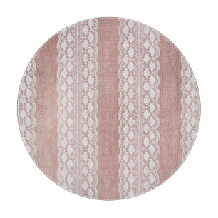 Metallische Rose Gold, cremefarbene Spitzentextur. Schneidebrett