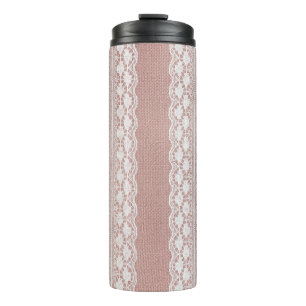 Metallische Rose Gold, cremefarbene Spitzentextur. Thermosbecher