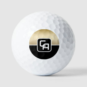 Metallisches Goldmonogramm Golfball