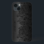Metallisches Schwarz mit schwarzer Paisley-Spitze Case-Mate iPhone Hülle<br><div class="desc">Schwarz dunkelgraue metallische Design gebürstetes Aluminium mit schwarzem Blumenpaisley Spitze. Anpassbare und optionale Monogramm</div>