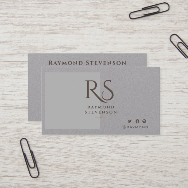 Metallisches Silver Chic Berufliches Monogramm Visitenkarte (Vorderseite/Rückseite Beispiel)