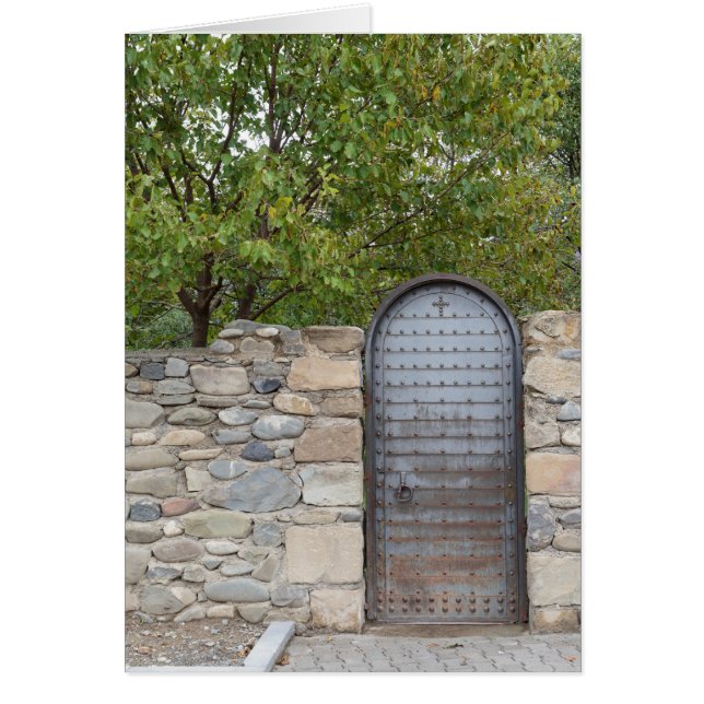 Metalltüre und -wand (Vorne)