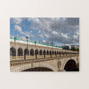 Metro überquert Bercy Bridge - Paris, Frankreich Puzzle