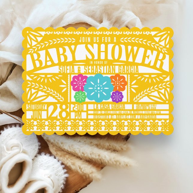 Mexican Fiesta Papel Picado Flag GOLD Baby Dusche Einladung (Festive bright colorful yellow gold Mexican fiesta Papel Picado gender neutral baby shower invite)