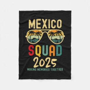 Mexico 2025 Gruppe Tropischer Strand Familienurlau Fleecedecke