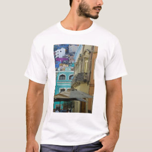 Mexico, Guanajuato. Dicht gedrängte Auswahl an T-Shirt