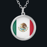 MEXIKANISCHER TRICOLOR FLAG GRÜNWEISS ROT VERSILBERTE KETTE<br><div class="desc">Die Fahne der Vereinigten Mexikanischen Staaten oder Mexiko ist eine Trikolore von grün,  weiß und rot mit einem Adler in der Mitte des weißen Streifen aufgeladen.</div>